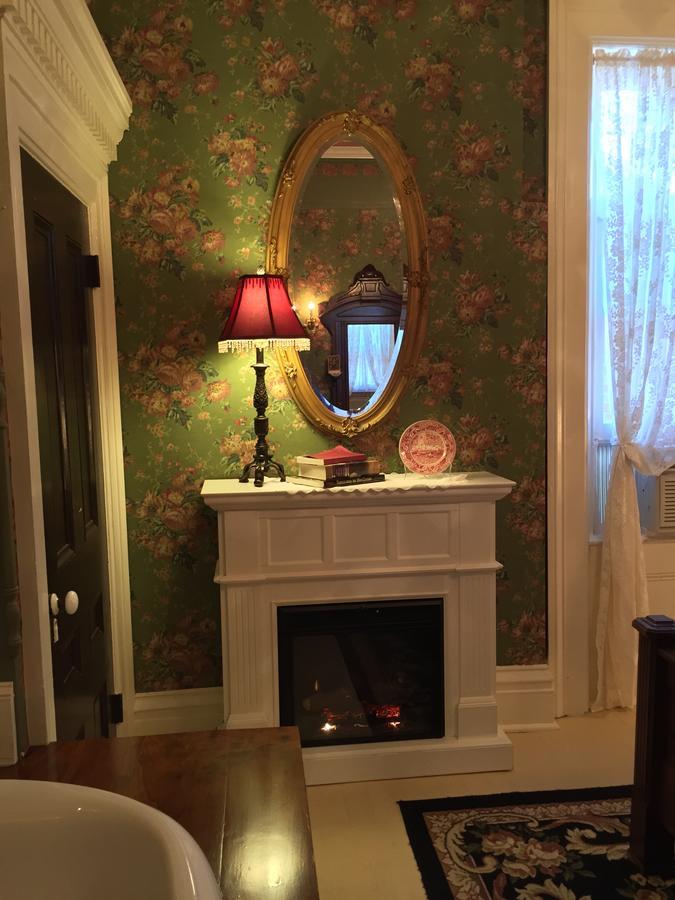 Annie Wiggins Guest House Galena Extérieur photo